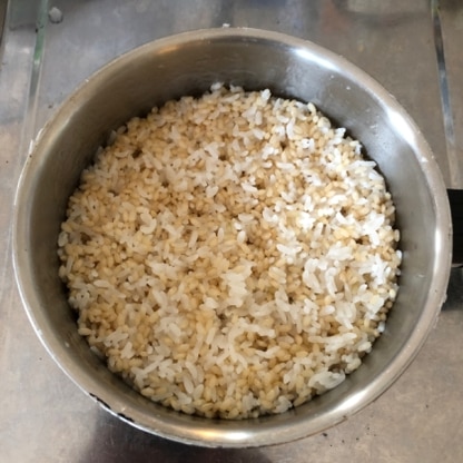 玄米と半々で作ってみました。美味しそうです。
